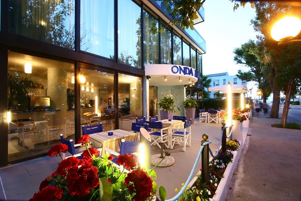 Hotel Onda Marina 미사노아드리아티코